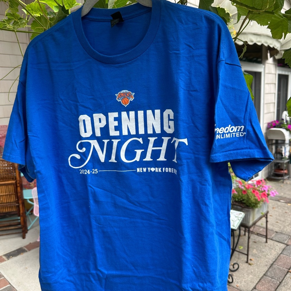 New York Knicks Opening night MSG tee shirt